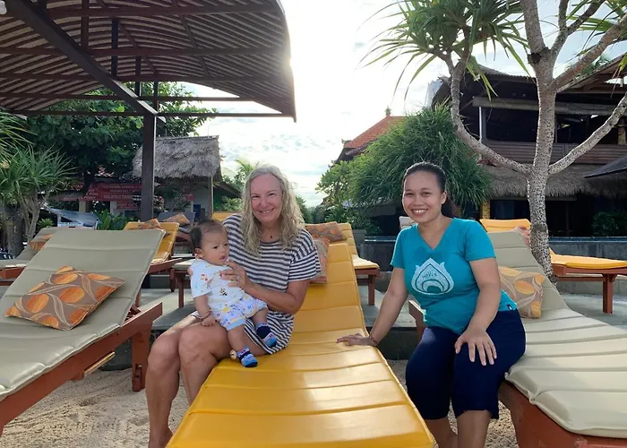 Ketut Losmen Holiday park Nusa Lembongan (Bali)